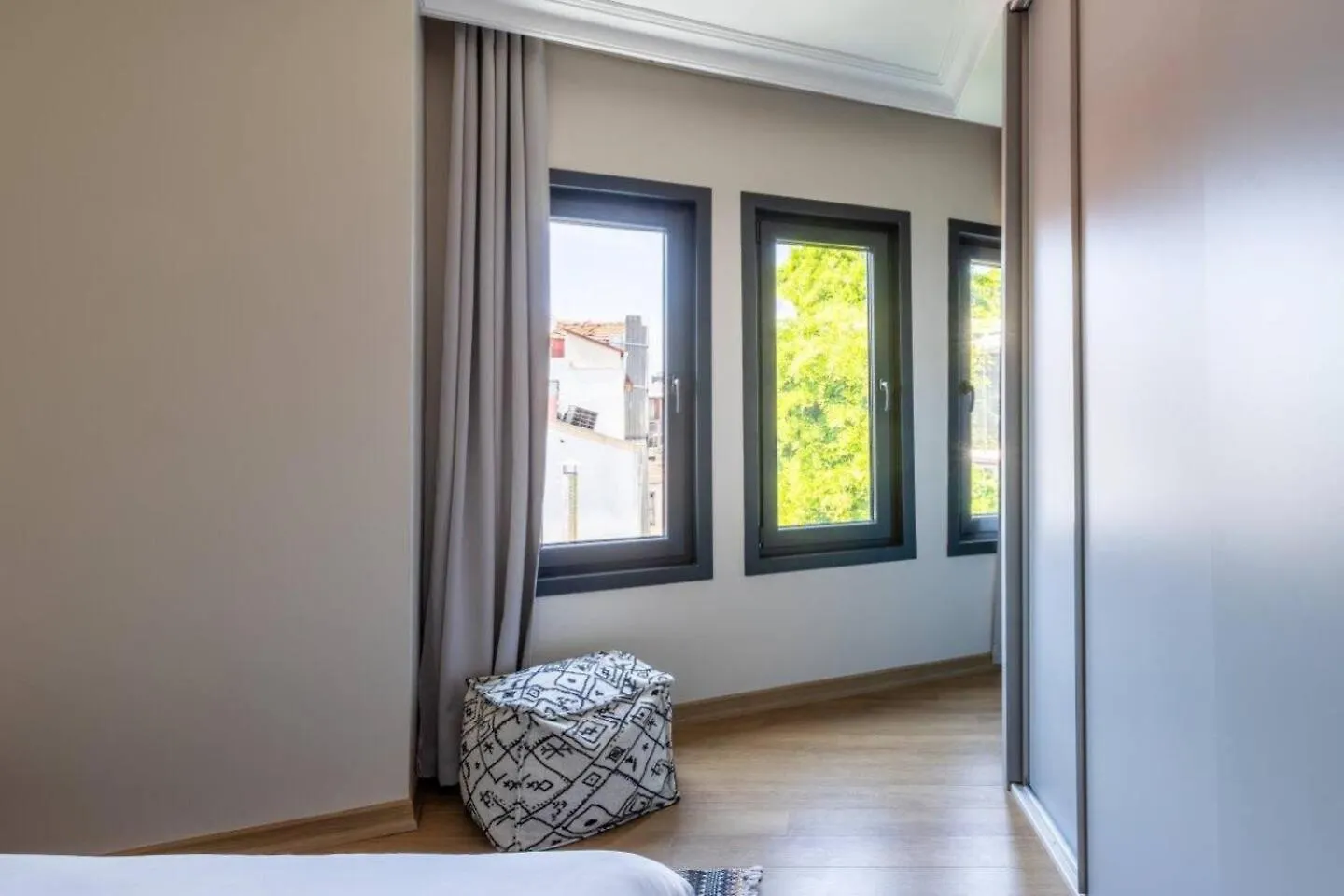 Gorgeous Airy 2Bd2Bath Bosphorus Views! #358 Apartment Istanbul 0*,  Turkey