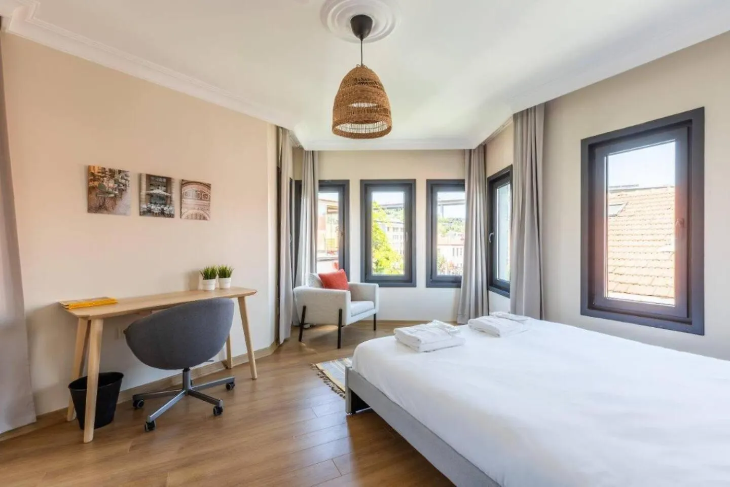 Gorgeous Airy 2Bd2Bath Bosphorus Views! #358 Apartment Istanbul