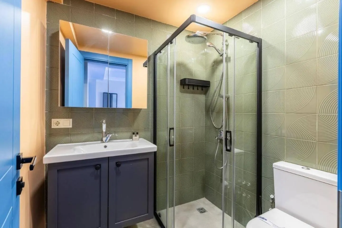 Gorgeous Airy 2Bd2Bath Bosphorus Views! #358 Apartment Istanbul Turkey